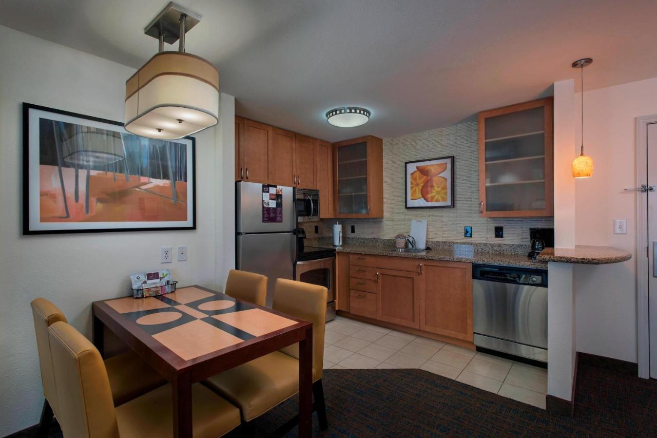 Residence Inn Bryan College Station Esterno foto