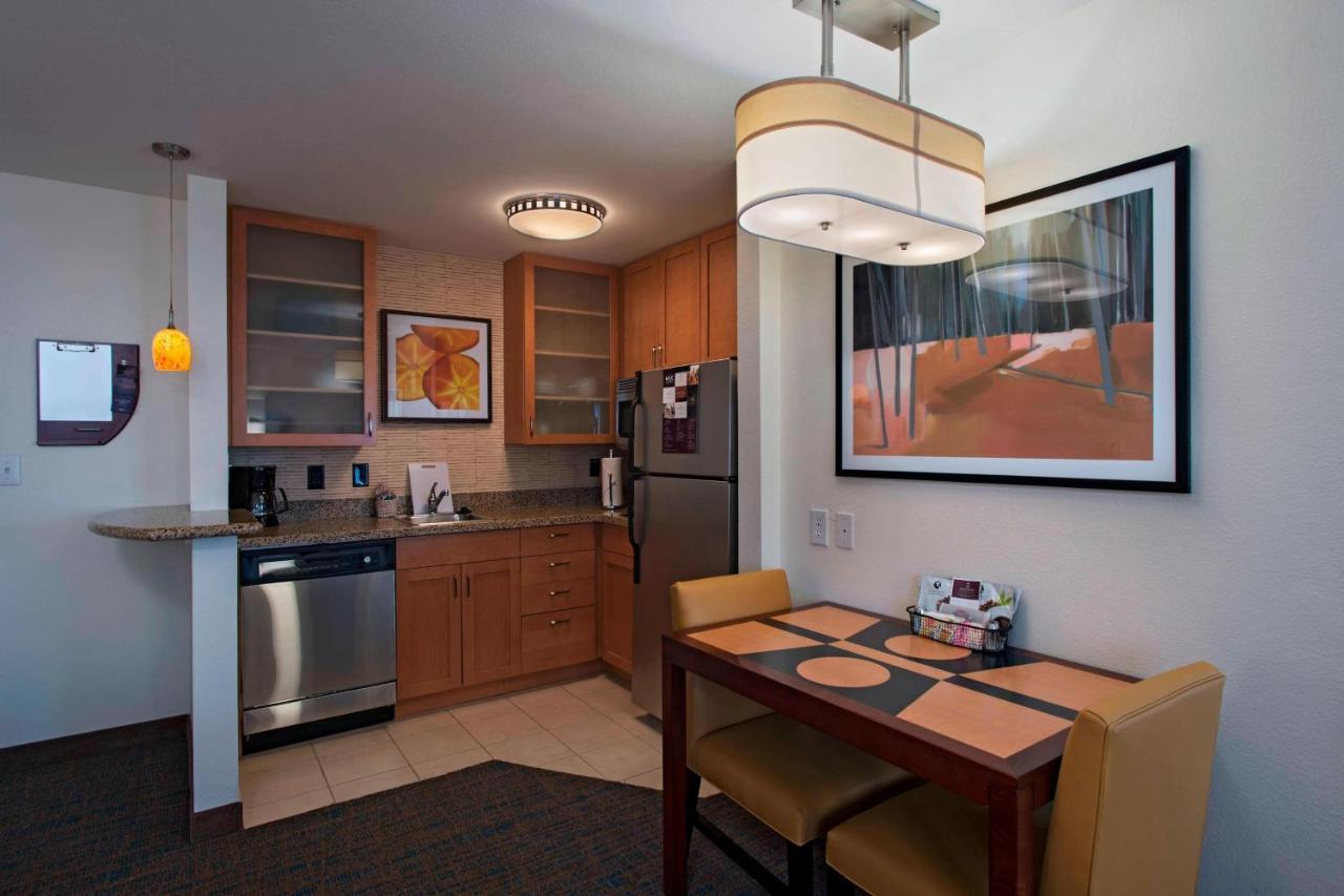 Residence Inn Bryan College Station Esterno foto